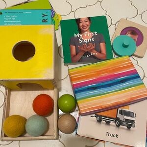 Lovevery The Inspector play kit 7-8 months